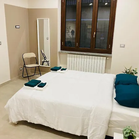 La Dama B Piazza Bengasi * Moncalieri